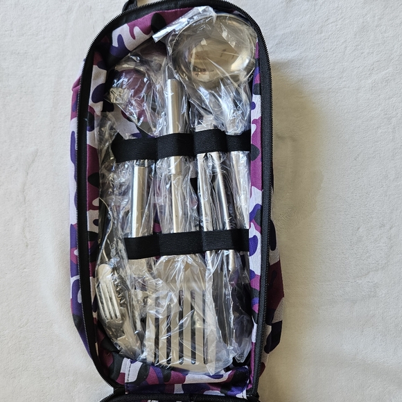 New Wellmax Camping Grill Utensil Set w/ cutting board, bag, spatula, knife, etc - Picture 9 of 10